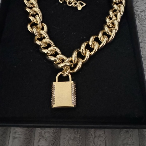 MICHAEL Michael Kors Gold Padlock Necklace - Picture 5 of 8